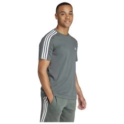 ADIDAS 3-Stripes SJ Tee - T-shirt 11 ADIDAS 3-Stripes SJ Tee - T-shirt -Outdoor Apparel Sale Shop adidas 3 stripes sj tee t shirt detail 4