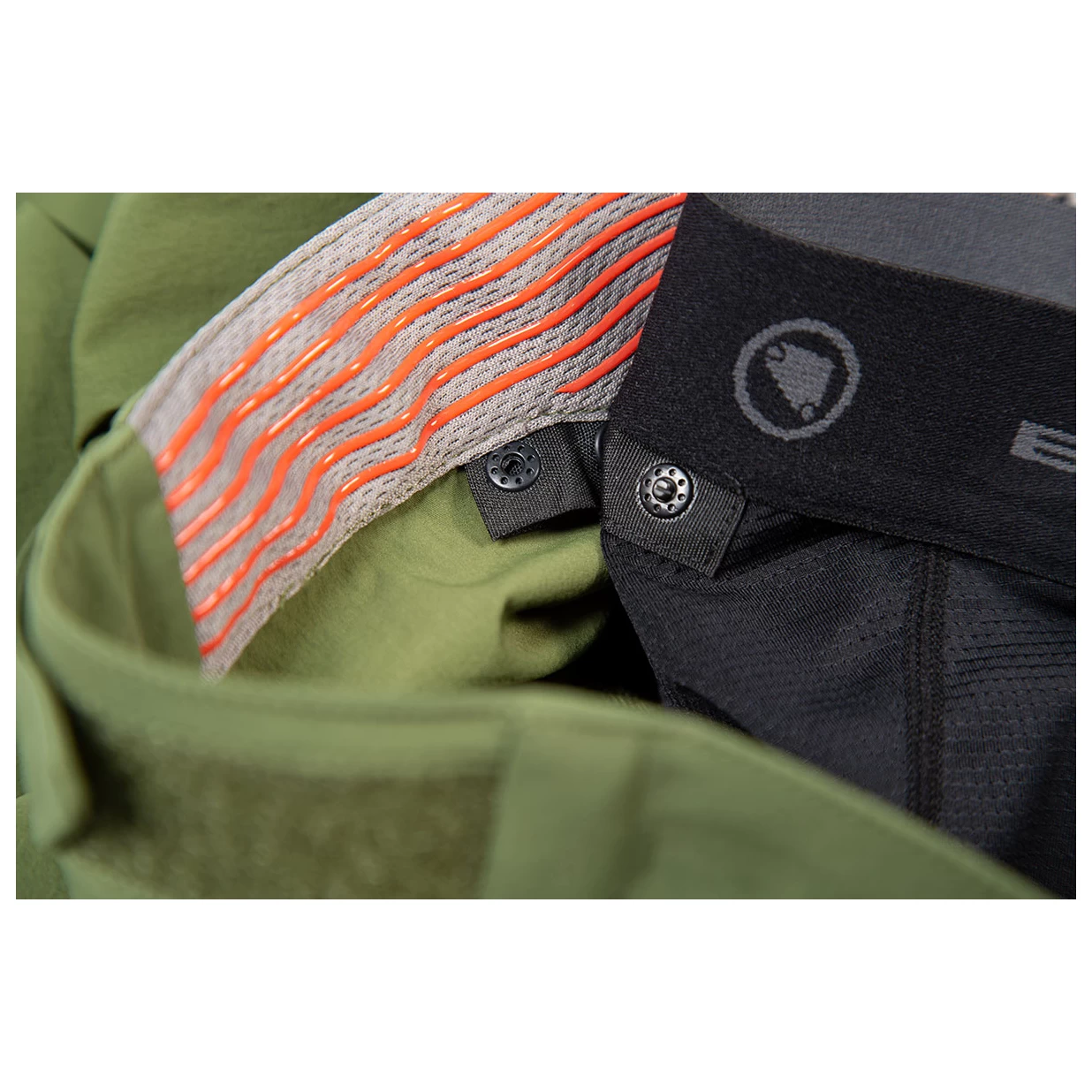 Endura GV500 Foyle Short - Cycling Bottoms 6 Endura GV500 Foyle Short - Cycling Bottoms - Image 4