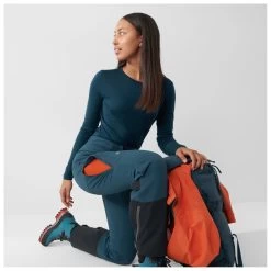 FJÄLLRÄVEN Women's Bergtagen Touring Trousers - Ski Touring Trousers -Outdoor Apparel Sale Shop fjaellraeven womens bergtagen touring trousers ski touring trousers detail 7