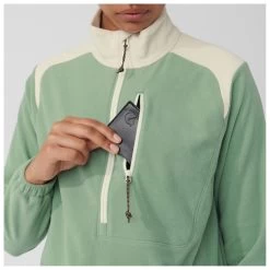 FJÄLLRÄVEN Women's Vardag Lite Fleece - Fleece Jumper 15 FJÄLLRÄVEN Women's Vardag Lite Fleece - Fleece Jumper -Outdoor Apparel Sale Shop fjaellraeven womens vardag lite fleece fleece jumper detail 6