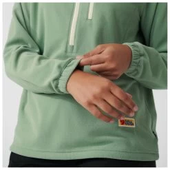FJÄLLRÄVEN Women's Vardag Lite Fleece - Fleece Jumper 17 FJÄLLRÄVEN Women's Vardag Lite Fleece - Fleece Jumper -Outdoor Apparel Sale Shop fjaellraeven womens vardag lite fleece fleece jumper detail 8
