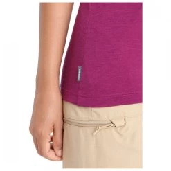 Icebreaker Women's Tech Lite II S/S Scoop Nature Celebr. - Merino Shirt -Outdoor Apparel Sale Shop icebreaker womens tech lite ii s s scoop nature celebr merino shirt detail 5