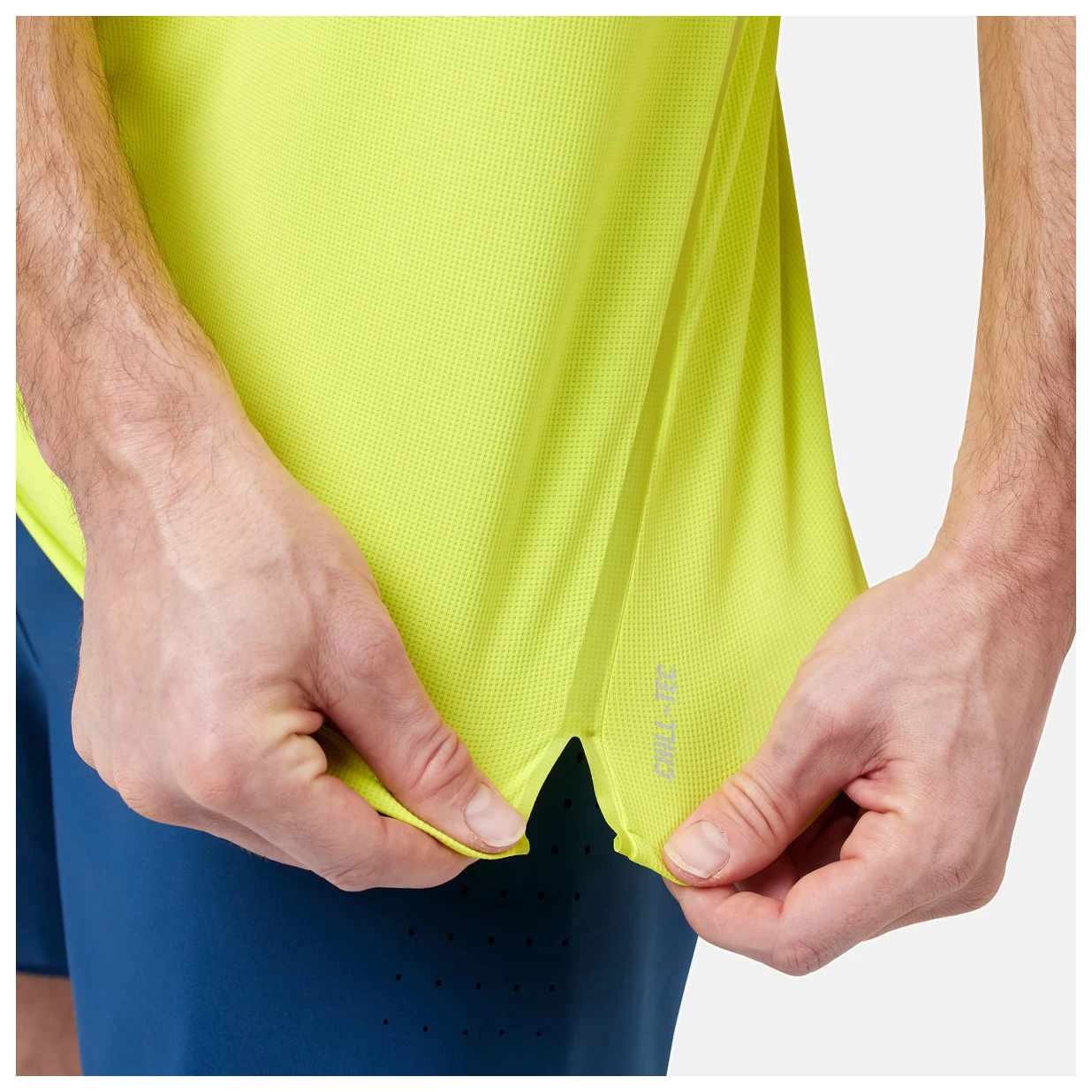 Odlo T-Shirt S/S Crew Neck Zeroweight Chill-Tec - Running Shirt 8 Odlo T-Shirt S/S Crew Neck Zeroweight Chill-Tec - Running Shirt - Image 6