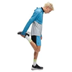 On Weather Jacket - Running Jacket -Outdoor Apparel Sale Shop on weather jacket running jacket detail 3