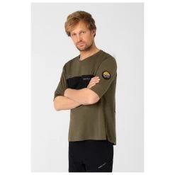 Super.natural Gravier Tee - Cycling Jersey 13 Super.natural Gravier Tee - Cycling Jersey -Outdoor Apparel Sale Shop supernatural gravier tee cycling jersey detail 4