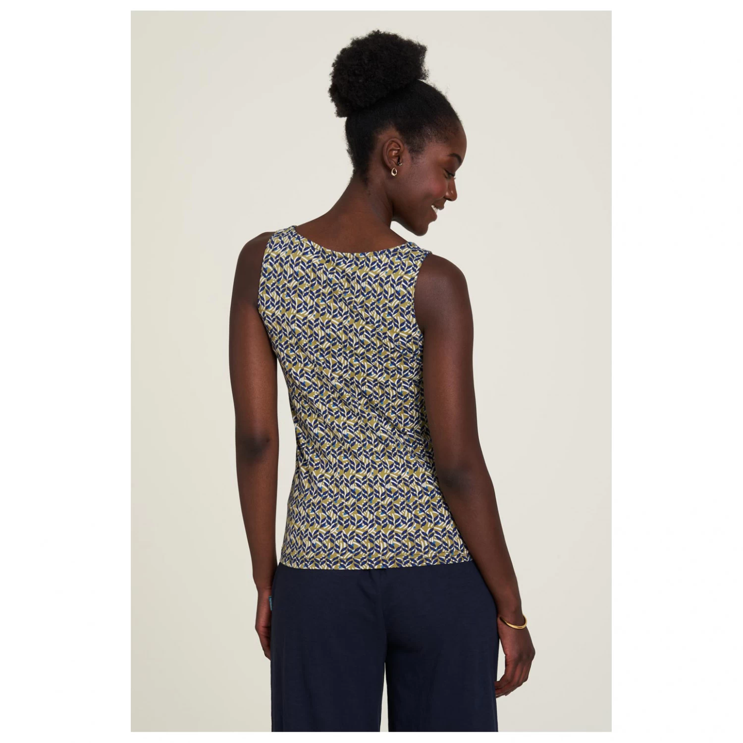 Women's V-Neck Jersey-Top 6 Women's V-Neck Jersey-Top - Image 4