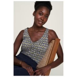 Women's V-Neck Jersey-Top 11 Women's V-Neck Jersey-Top -Outdoor Apparel Sale Shop tranquillo womens v neck jersey top detail 5